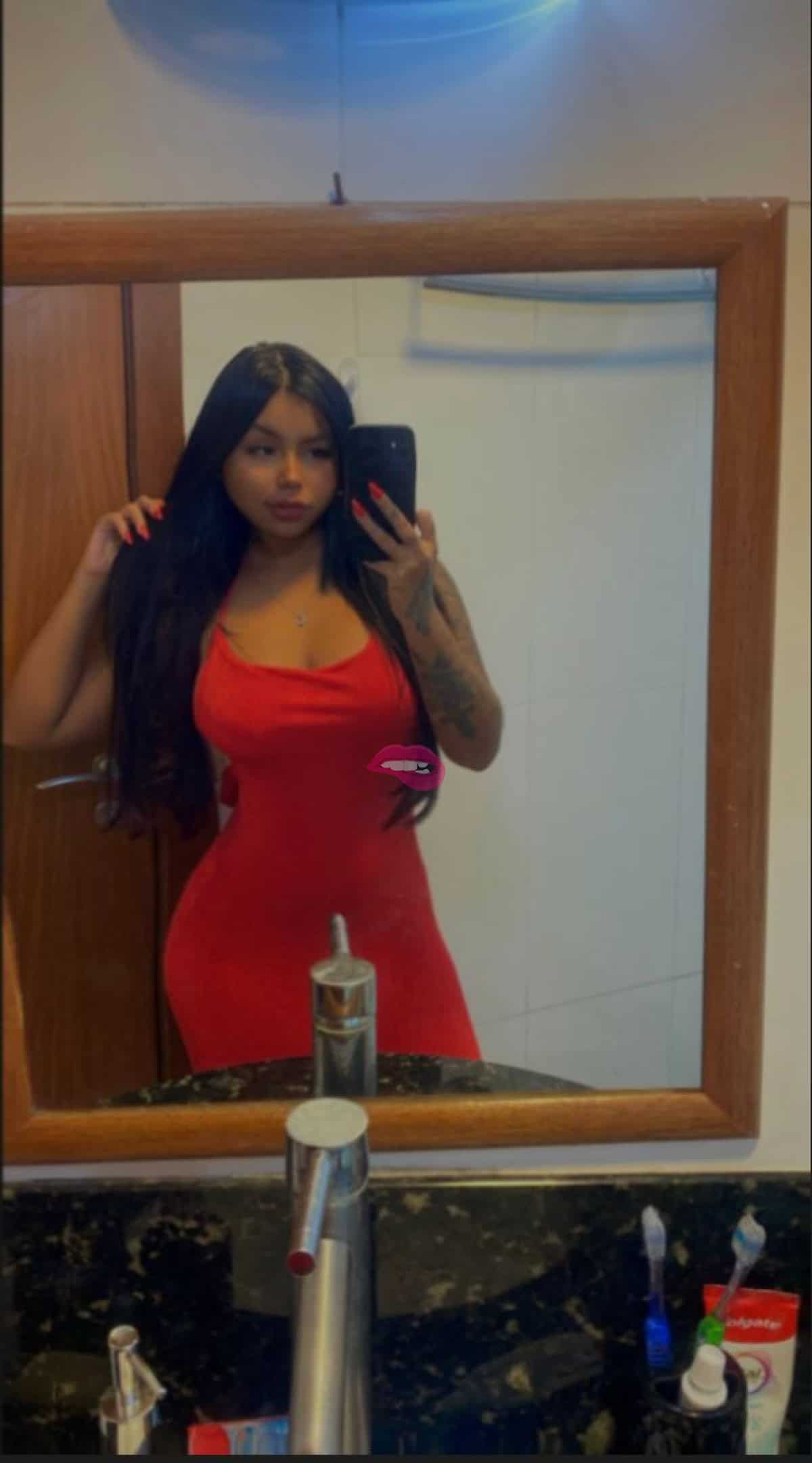 Nicole cutt