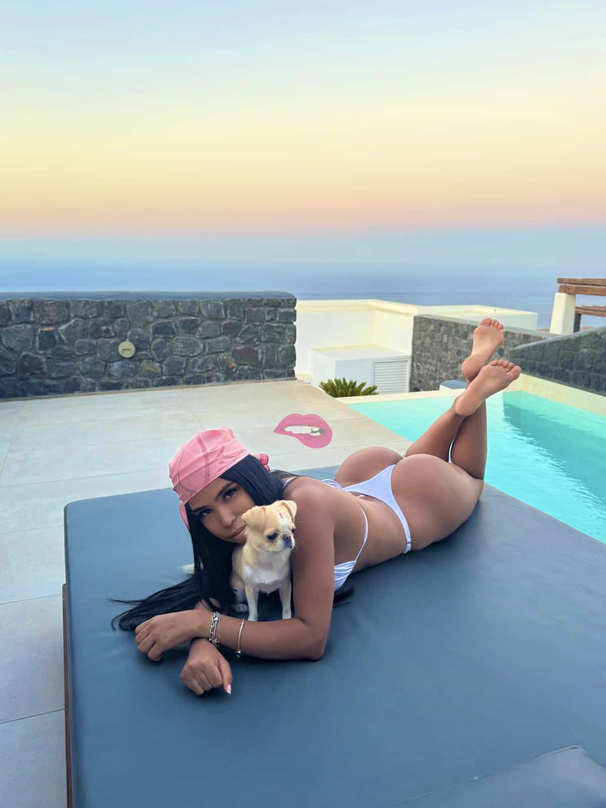 CAROL  BRASILEIRA